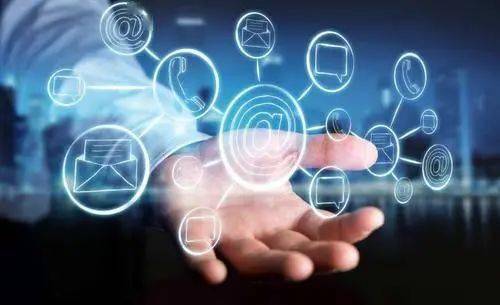 《互聯(lián)網(wǎng)用戶公眾賬號(hào)信息服務(wù)管理規(guī)定》 規(guī)范互聯(lián)網(wǎng)信息服務(wù)的新篇章